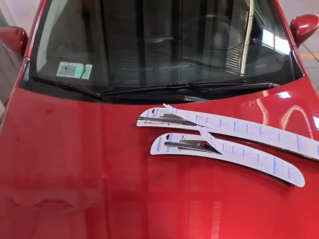 PLUMILLAS ACDELCO ORIGINALES RENAULT CLIO 4